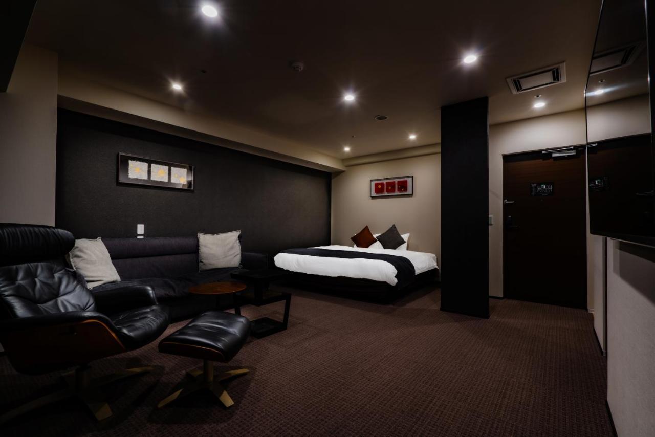 札幌兰多尔套房公寓 5*